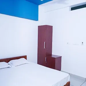 Hotel Thekkumpuram Residency, Kondotty