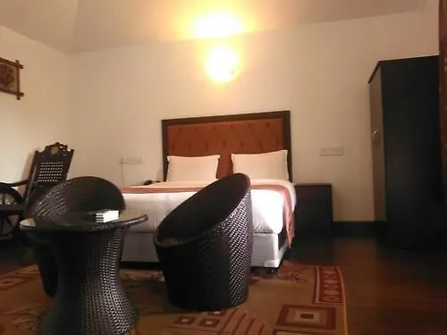 Vision Nature Resorts Varagampadi Hotel
